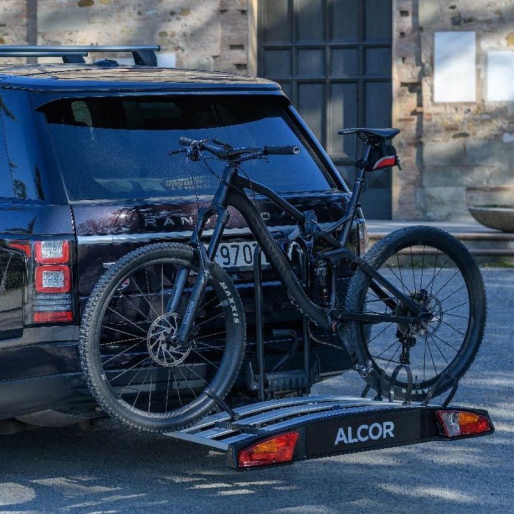 Nosič na tažné zařízení na 3 kola / elektrokola / Fatbike Menabo Alcor 3 - sklopný