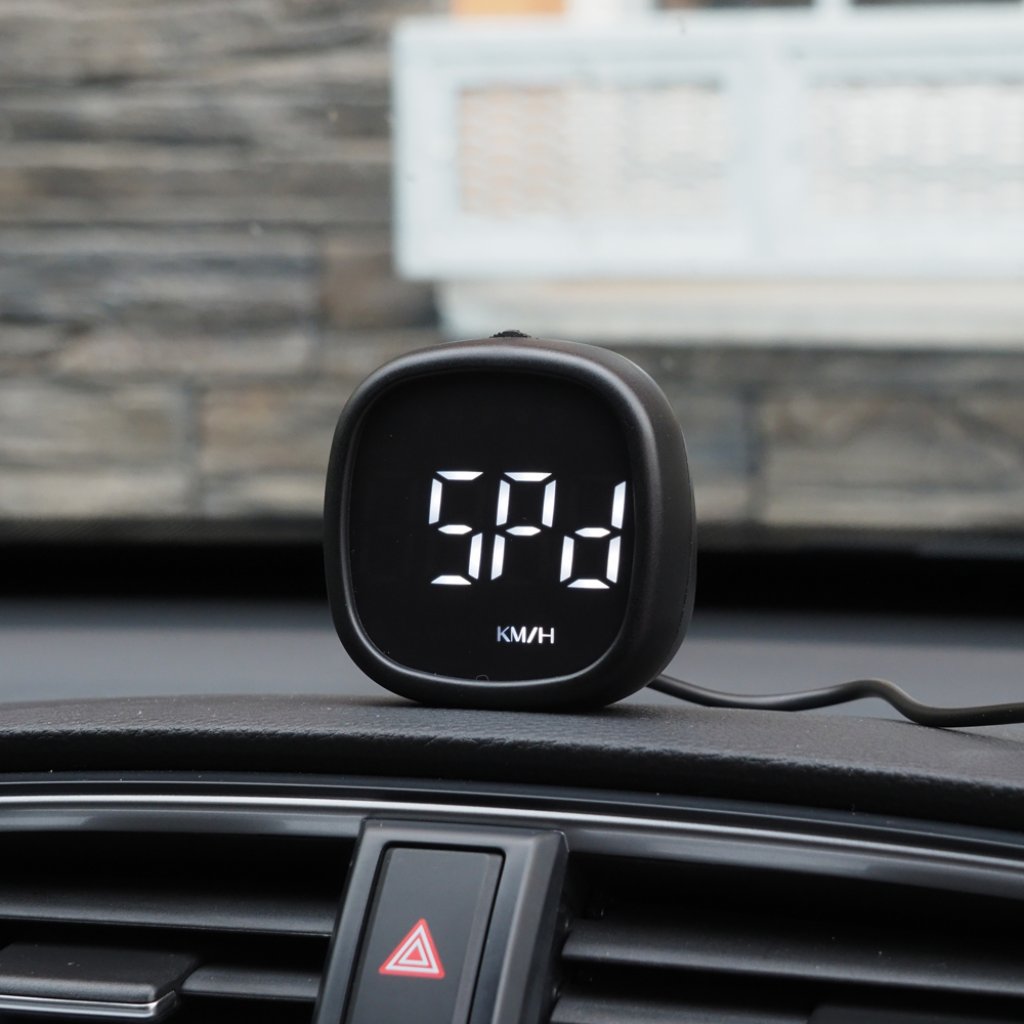 Palubní DISPLEJ s vysokou viditelností, GPS měřič rychlosti