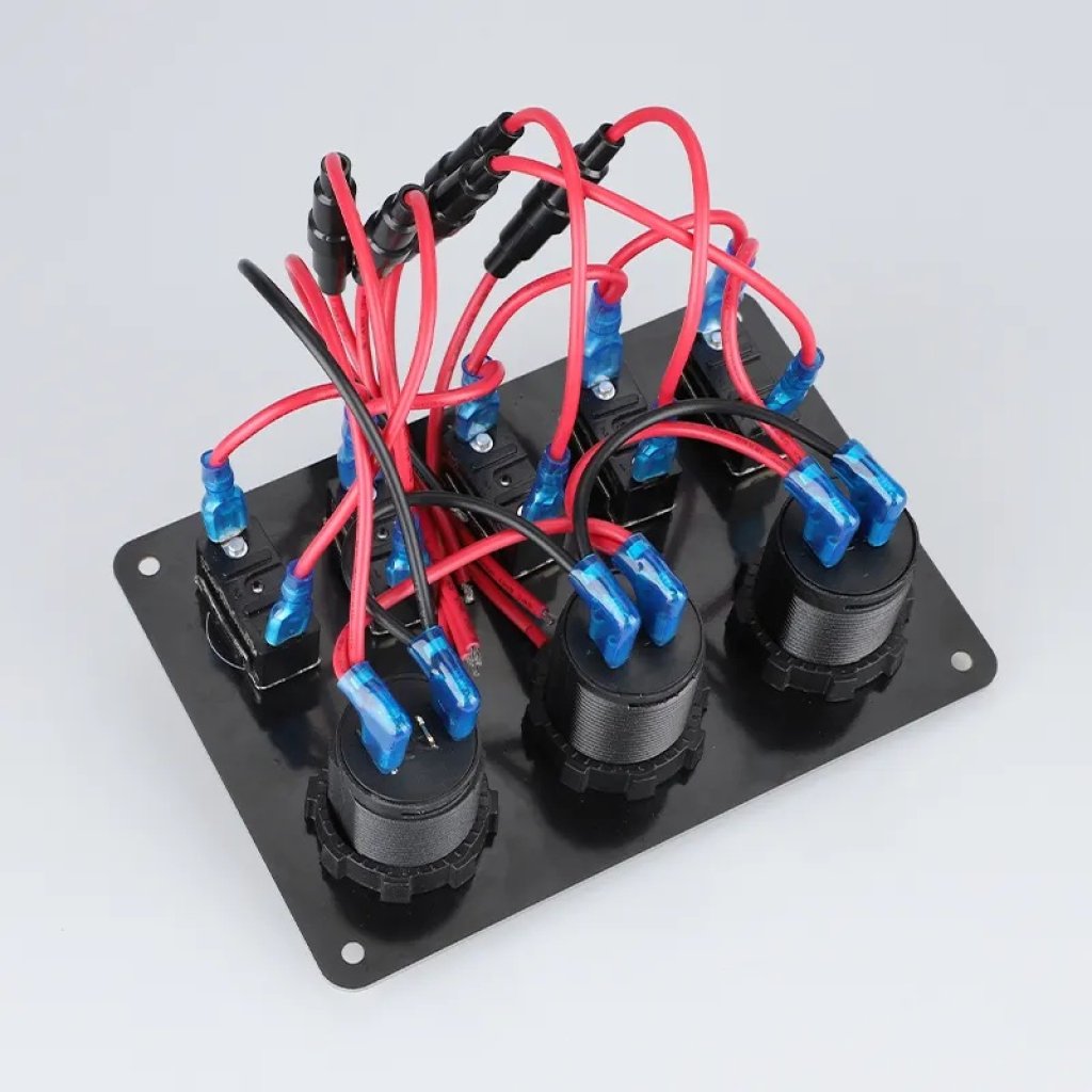 Panel s 5x spínači + 2x USB/Voltmetr a CL zásuvka, 12/24V