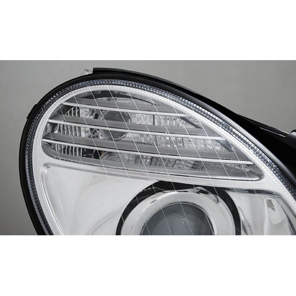Přední světla čirá Mercedes-Benz E W211 02-06 D2S xenon chrom