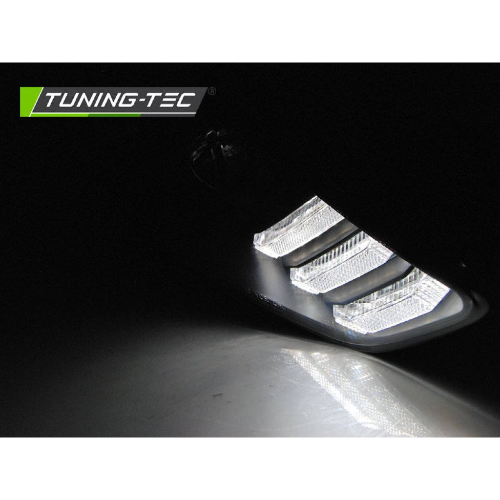 Přední světla s LED denním světlem, SEQ blinkrem, Ford Focus MK3 15-18 černá