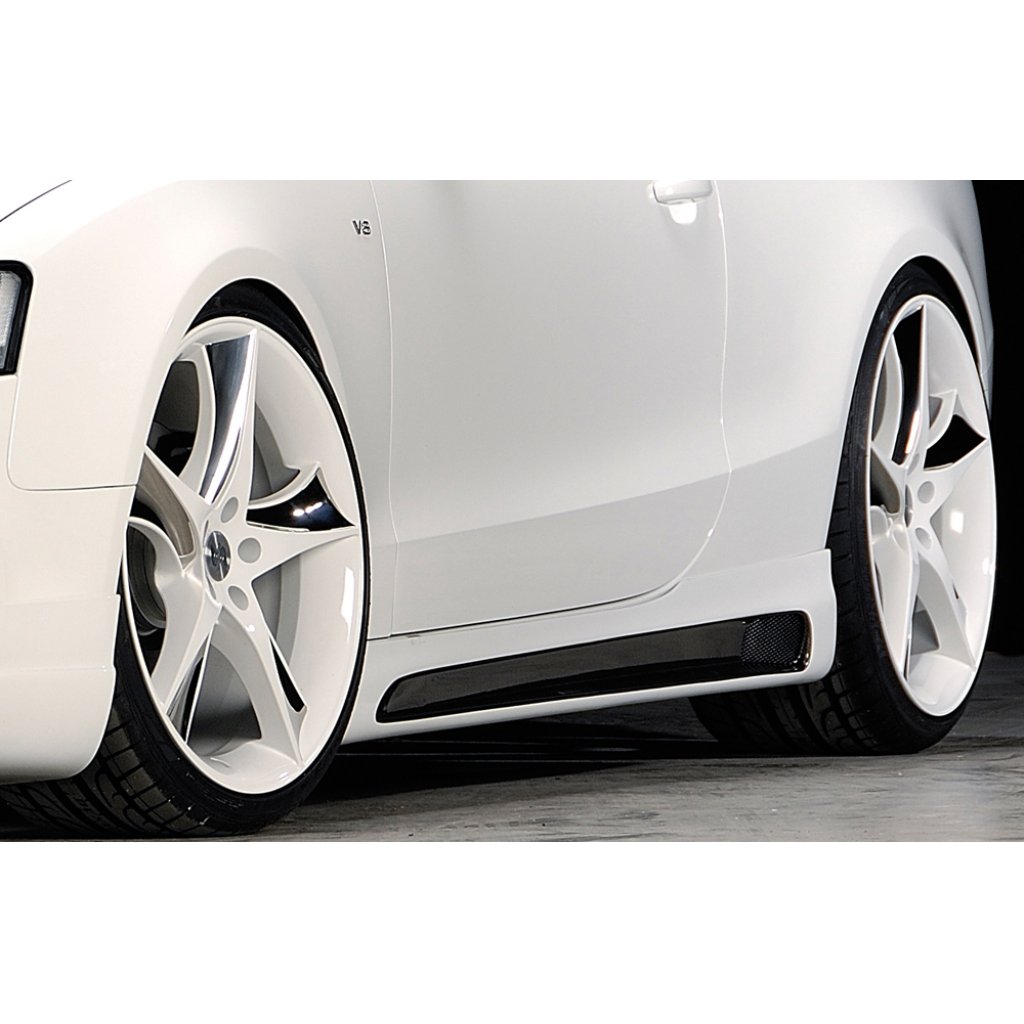 Rieger boční práh mont. strana levá pro Audi A5 S5 B8, B81 Sportback vč. faceliftu, r.v. 06/07-07/11, 10/11-06/16, plast ABS s povrchovou úpravou Carbon-Look, s prolisem a výřezem
