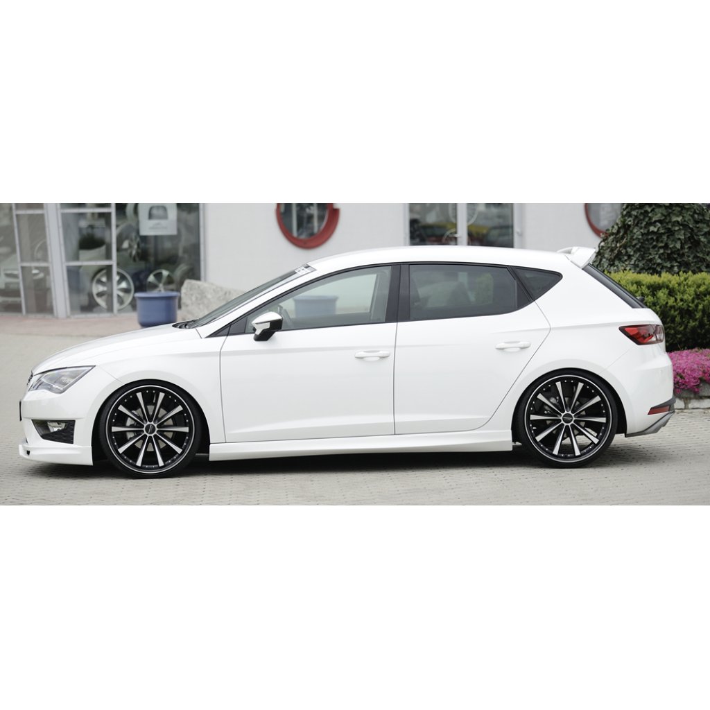 Rieger boční práh mont. strana levá pro Seat Leon 5F 5-dvéř., 5-dvéř. (ST/Combi), r.v. 10/12-, plast ABS bez povrchové úpravy