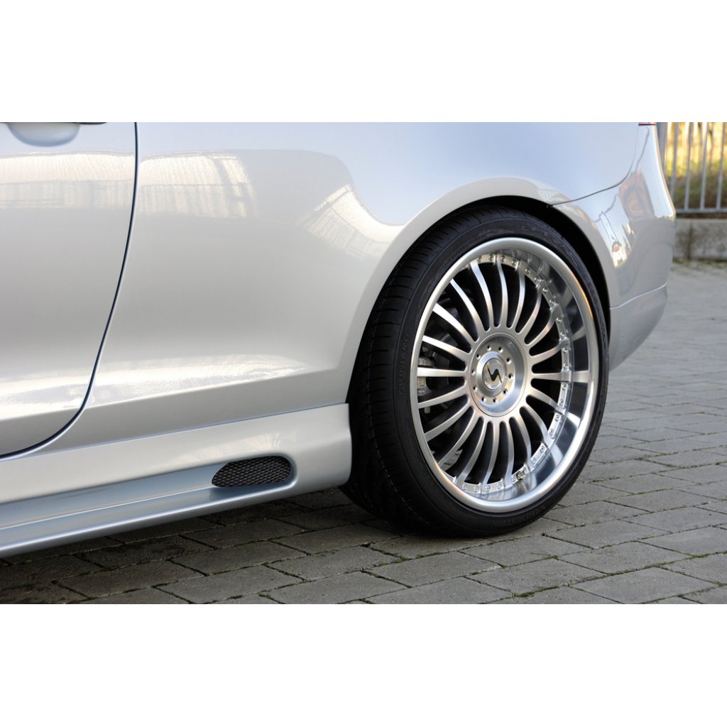 Rieger boční práh mont. strana levá pro Volkswagen Eos 1F vč. faceliftu, r.v. 04/06/-11/10, 12/10-, plast ABS bez povrchové úpravy, s prolisem a výřezem