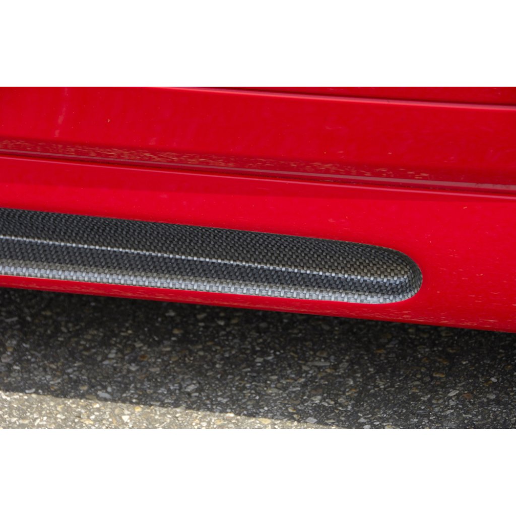 Rieger boční práh mont. strana pravá pro Audi A4 8E avant, sedan po faceliftu, r.v. 11/00-10/04, 11/04-, plast ABS s povrchovou úpravou Carbon-Look, s prolisem a výřezem