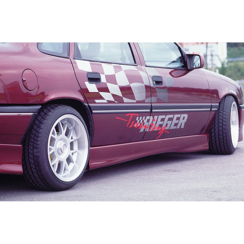 Rieger boční práh mont. strana pravá pro Opel Vectra A notchback, plast ABS bez povrchové úpravy