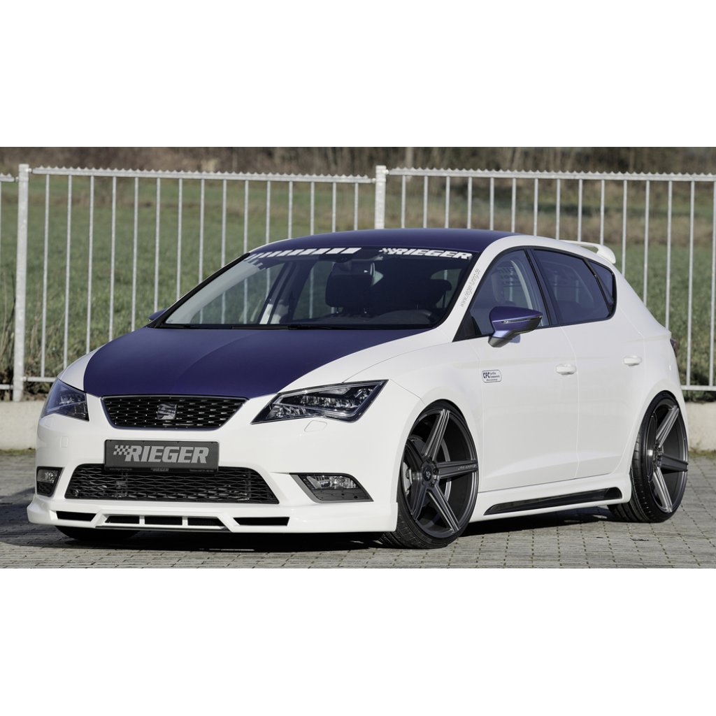 Rieger boční práh mont. strana pravá pro Seat Leon 5F 5-dvéř., 5-dvéř. (ST/Combi), r.v. 10/12-, plast ABS s povrchovou úpravou Carbon-Look, s prolisem a výřezem