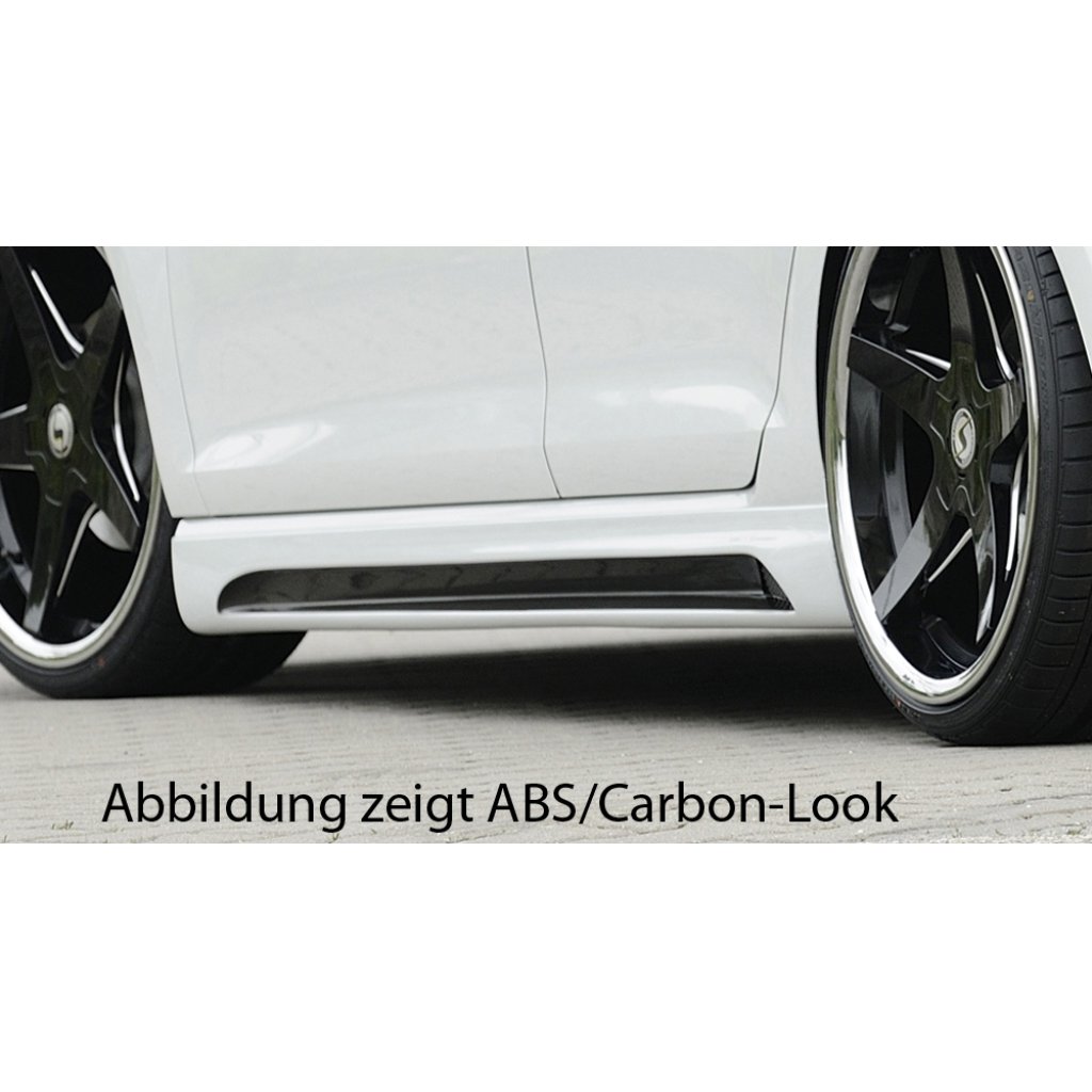 Rieger boční práh mont. strana pravá pro Seat Leon FR 5F 5-dvéř., 5-dvéř. (ST/Combi), r.v. 01/13-, plast ABS bez povrchové úpravy, s prolisem a výřezem