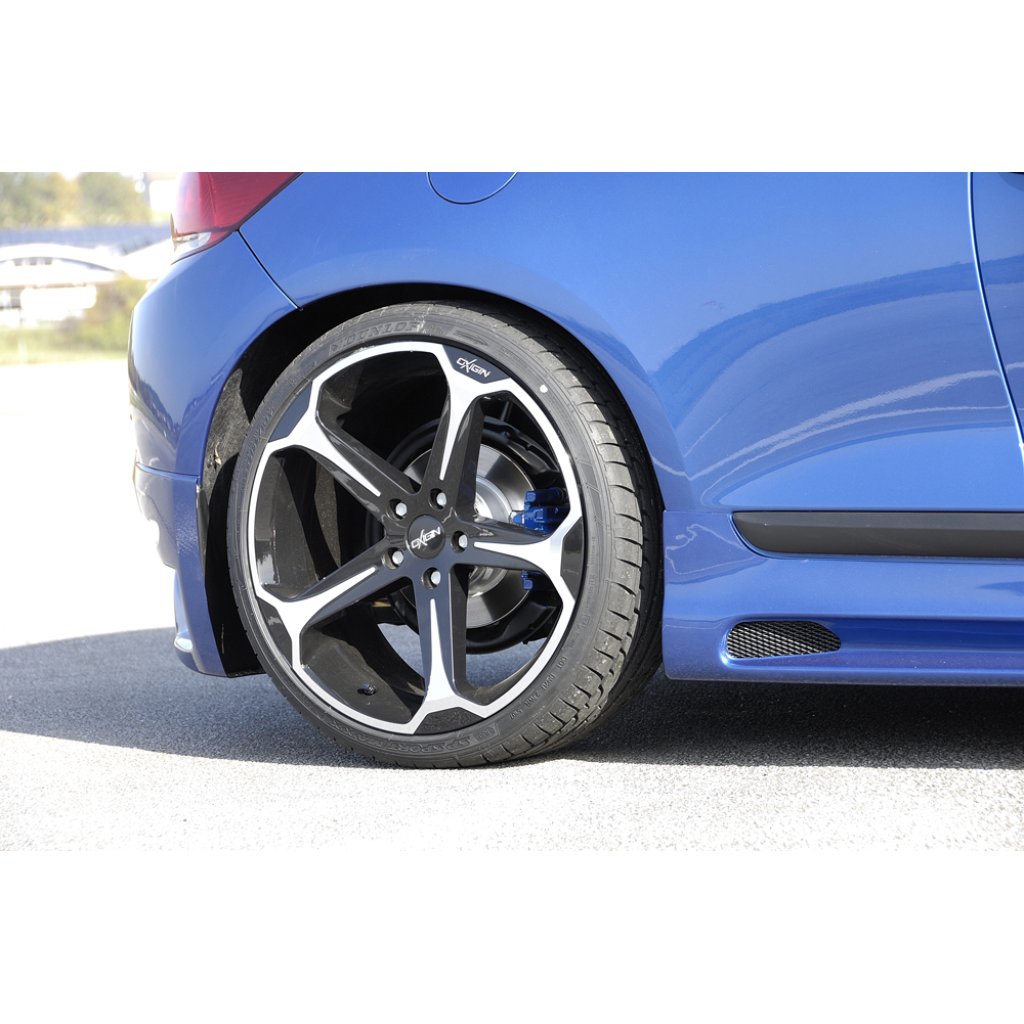 Rieger boční práh mont. strana pravá pro Volkswagen Scirocco 3 13 2-dvéř., r.v. 08/08-, plast ABS bez povrchové úpravy, s prolisem a výřezem