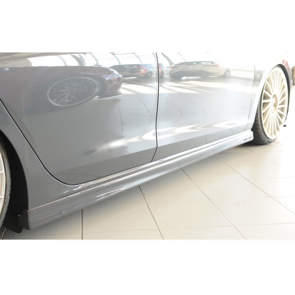 Rieger boční práh (XS) mont. strana pravá pro Seat Leon 5F 5-dvéř., r.v. 01/17-, plast ABS bez povrchové úpravy