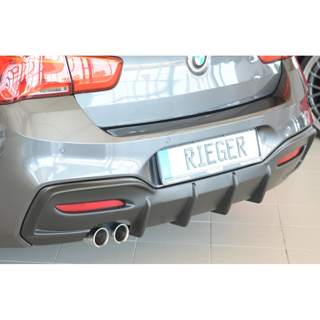 Rieger Heckeinsatz (Typ: 35066) pro BMW řada 1 F21 sedan / 2-dvéř., plast ABS bez povrchové úpravy