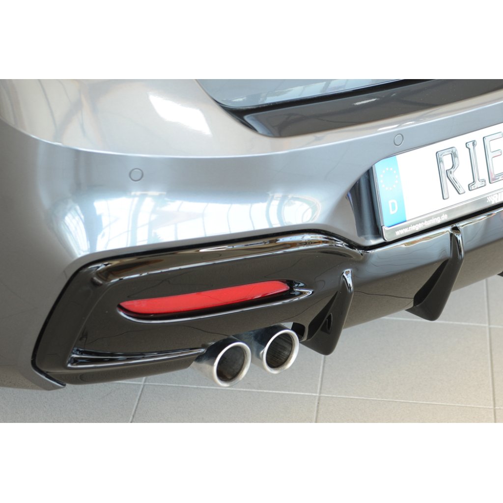 Rieger Heckeinsatz (Typ: 88171) pro BMW řada 1 F21 sedan / 2-dvéř., plast ABS lakovaný do černé lesklé barvy