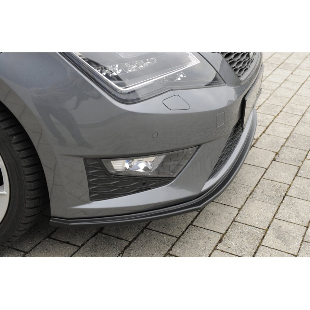 Rieger lipa pod přední nárazník pro Seat Leon FR 5F 3-dvéř. (sc), 5-dvéř., 5-dvéř. (ST/Combi) před faceliftem, 01/13-12/16, plast ABS bez povrchové úpravy