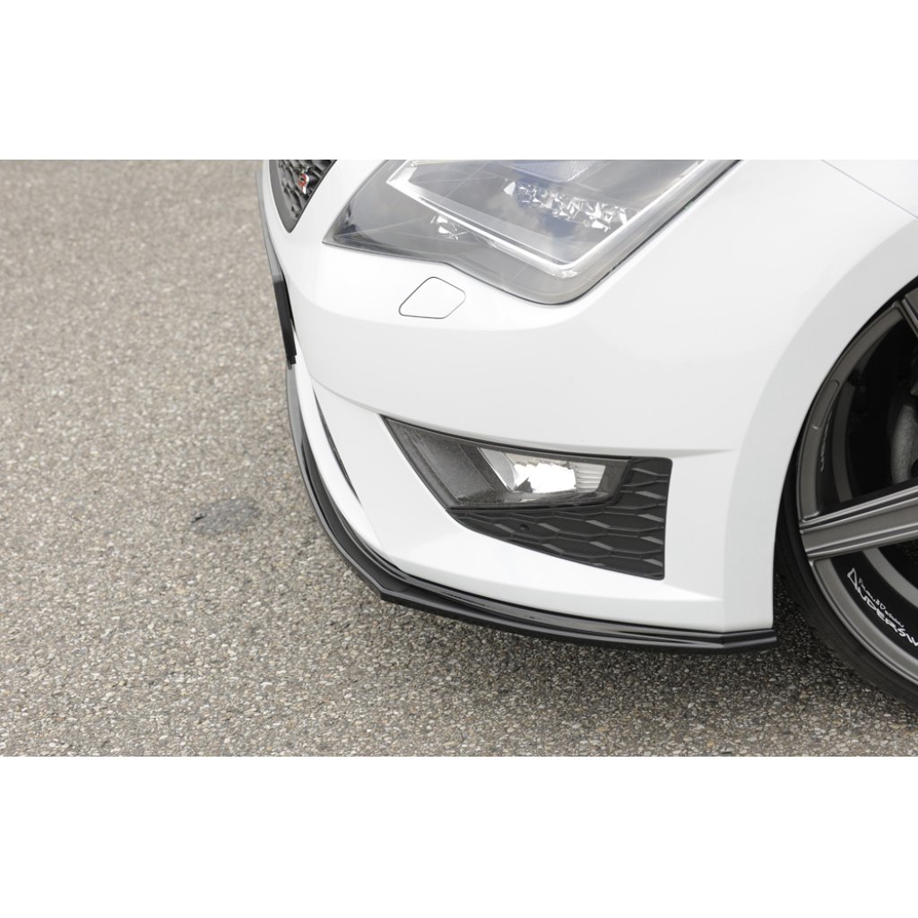Rieger lipa pod přední nárazník pro Seat Leon FR 5F 3-dvéř. (sc), 5-dvéř., 5-dvéř. (ST/Combi) před faceliftem, 01/13-12/16, plast ABS lakovaný do černé lesklé barvy