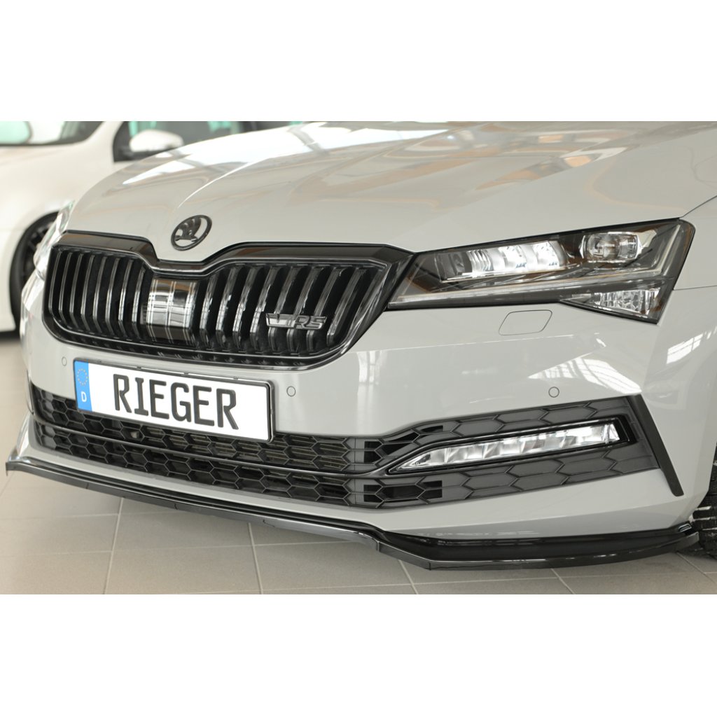 Rieger lipa pod přední nárazník pro Škoda Superb III 3T, 3V combi, 08/19-, plast ABS lakovaný do černé lesklé barvy