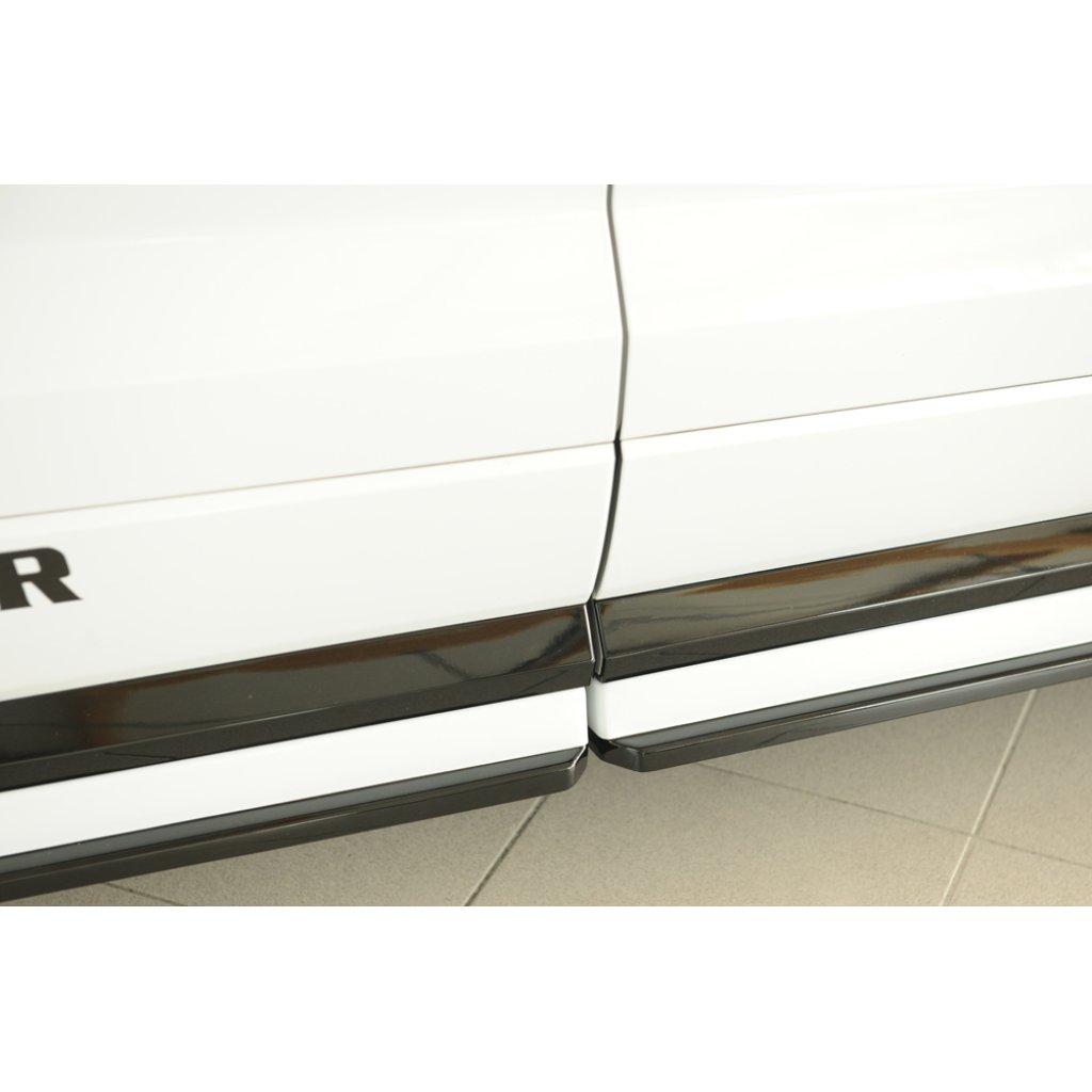 Rieger spoiler pod boční práh (3 dílný) mont. strana levá pro Seat Ateca Cupra 5FP, r.v. 09/18-07/20, plast ABS bez povrchové úpravy