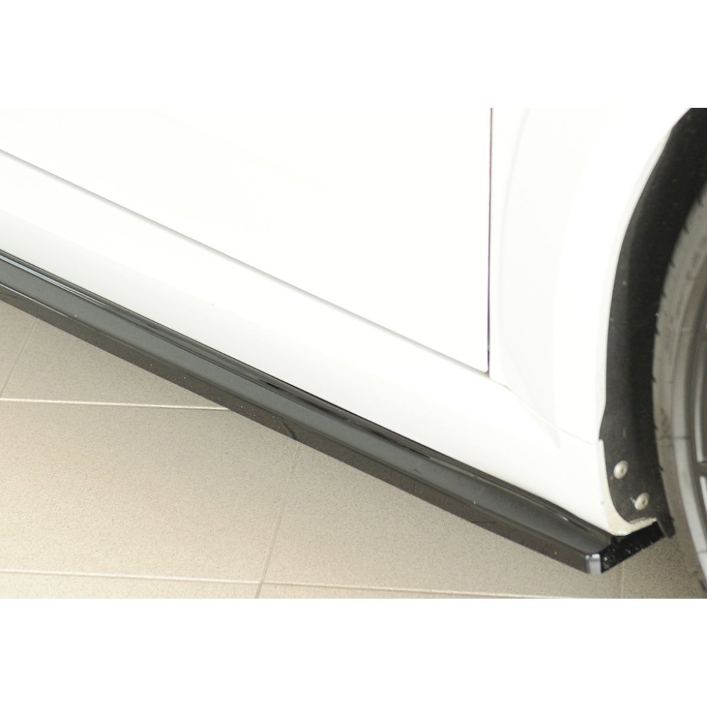 Rieger spoiler pod boční práh (ca. 19mm) mont. strana pravá pro Audi TT RS 8J, 8J1-FV, 8S roadster, 05/16-08/18, plast ABS lakovaný do černé lesklé barvy