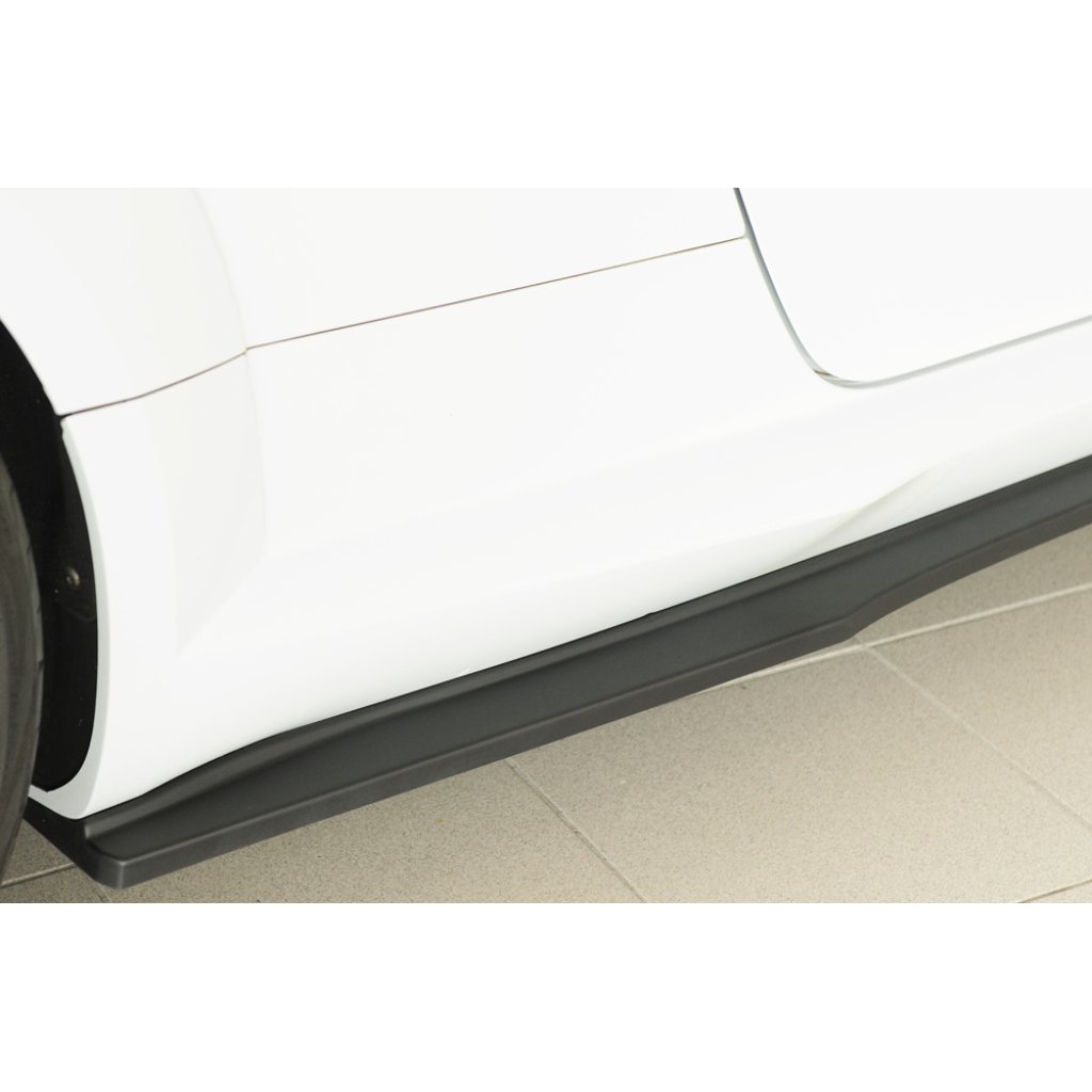 Rieger spoiler pod boční práh (ca. 19mm) mont. strana pravá pro Audi TT RS 8J, 8J1-FV, 8S roadster, r.v. 05/16-08/18, plast ABS bez povrchové úpravy