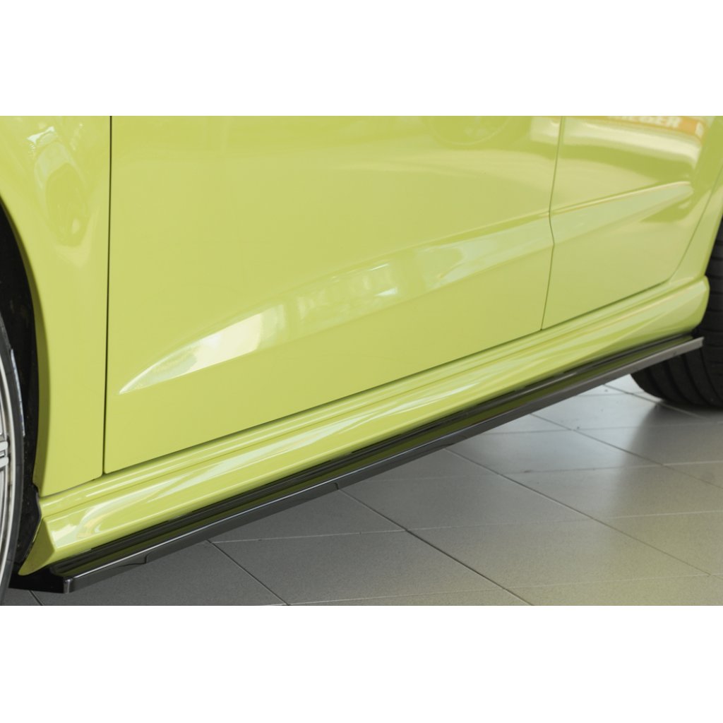 Rieger spoiler pod boční práh mont. strana levá pro Audi A3 S3 8V 5-dvéř. (sportback 8VA) vč. faceliftu, 05/13-08/16, 09/16-, plast ABS lakovaný do černé lesklé barvy
