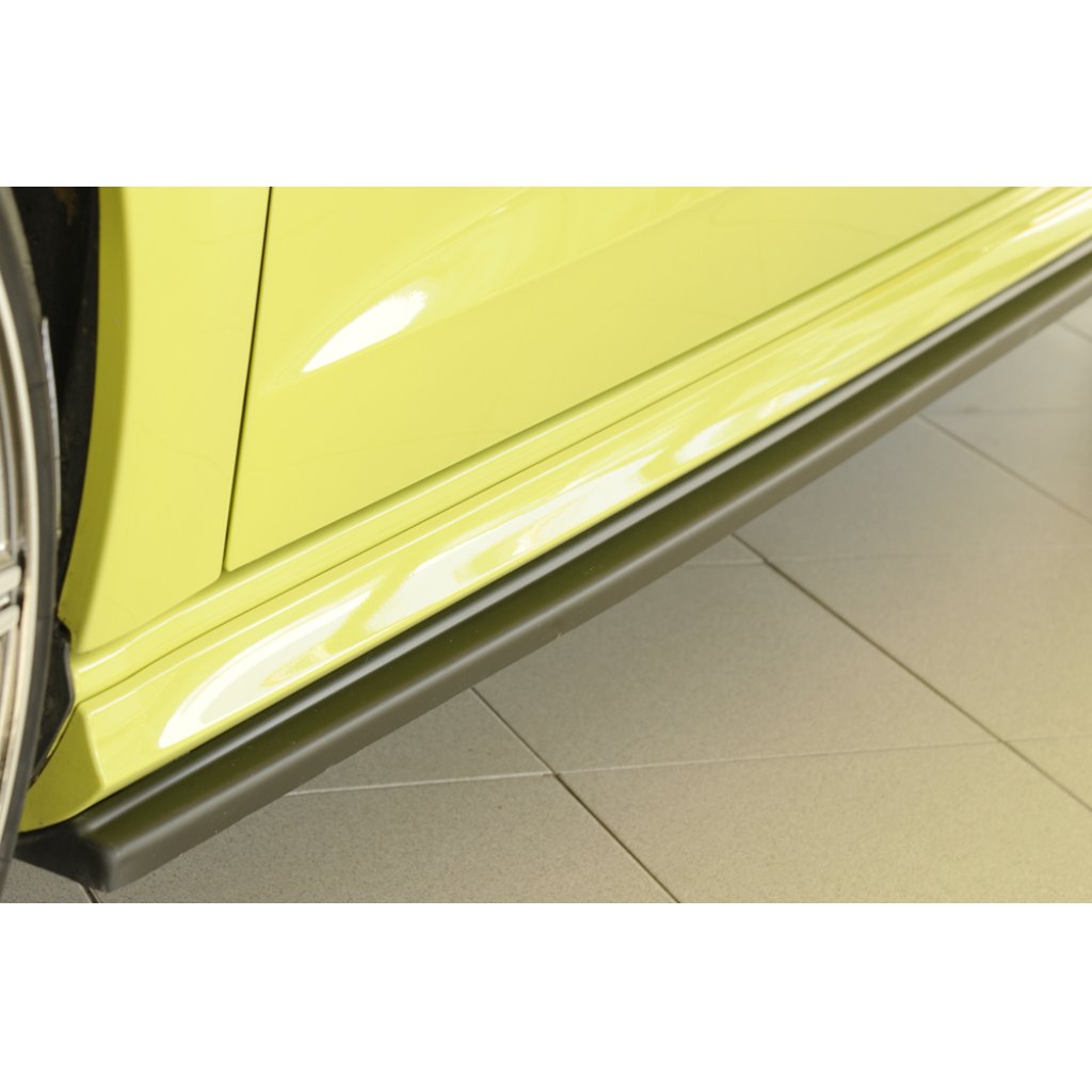 Rieger spoiler pod boční práh mont. strana levá pro Audi A3 S3 8V 5-dvéř. (sportback 8VA) vč. faceliftu, r.v. 05/13-08/16, 09/16-, plast ABS bez povrchové úpravy