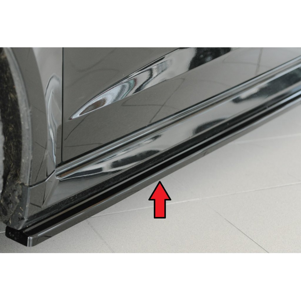 Rieger spoiler pod boční práh mont. strana levá pro Audi RS3 8V 5-dvéř. (sportback 8VA / 8VF), 02/17-, plast ABS lakovaný do černé lesklé barvy