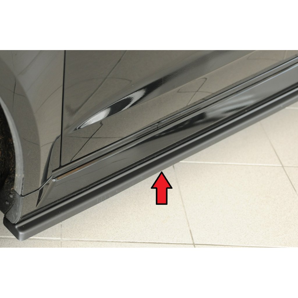 Rieger spoiler pod boční práh mont. strana levá pro Audi RS3 8V 5-dvéř. (sportback 8VA / 8VF), r.v. 02/17-, plast ABS bez povrchové úpravy