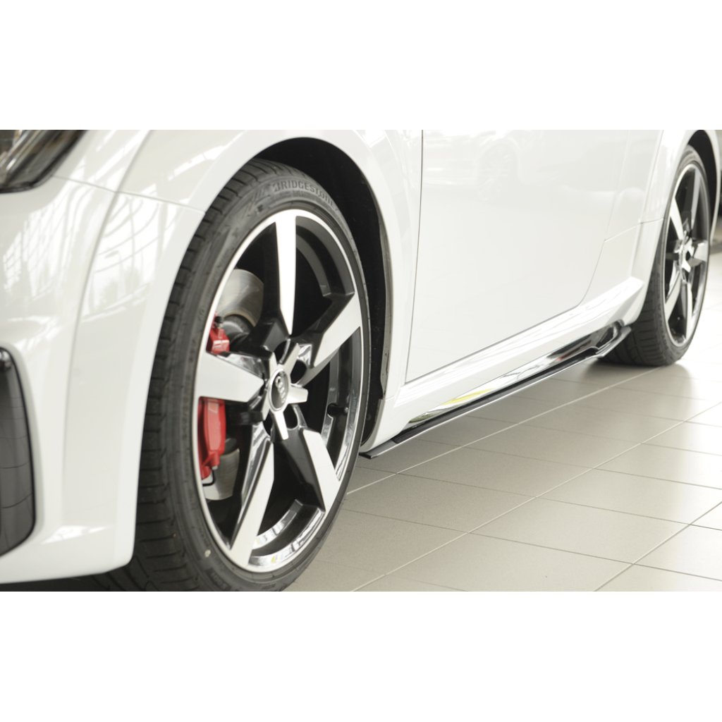 Rieger spoiler pod boční práh mont. strana levá pro Audi TT RS 8J, 8J1-FV, 8S kupé, roadster po faceliftu, r.v. 09/18-, plast ABS bez povrchové úpravy