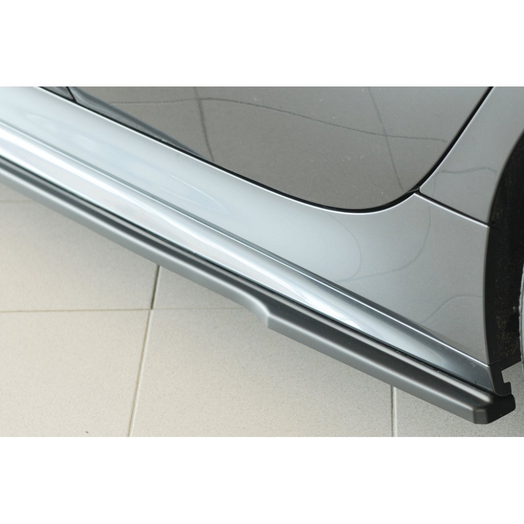 Rieger spoiler pod boční práh mont. strana levá pro BMW řada 1 F40 hatchback / 4-dr., r.v. 07/19-, plast ABS bez povrchové úpravy
