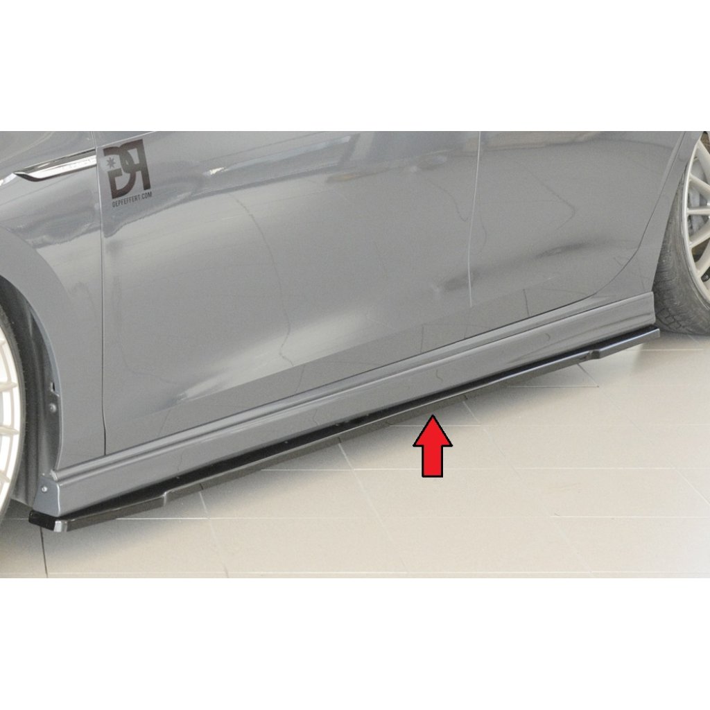 Rieger spoiler pod boční práh mont. strana levá pro Seat Leon 5F 5-dvéř., 01/17-, plast ABS lakovaný do černé lesklé barvy