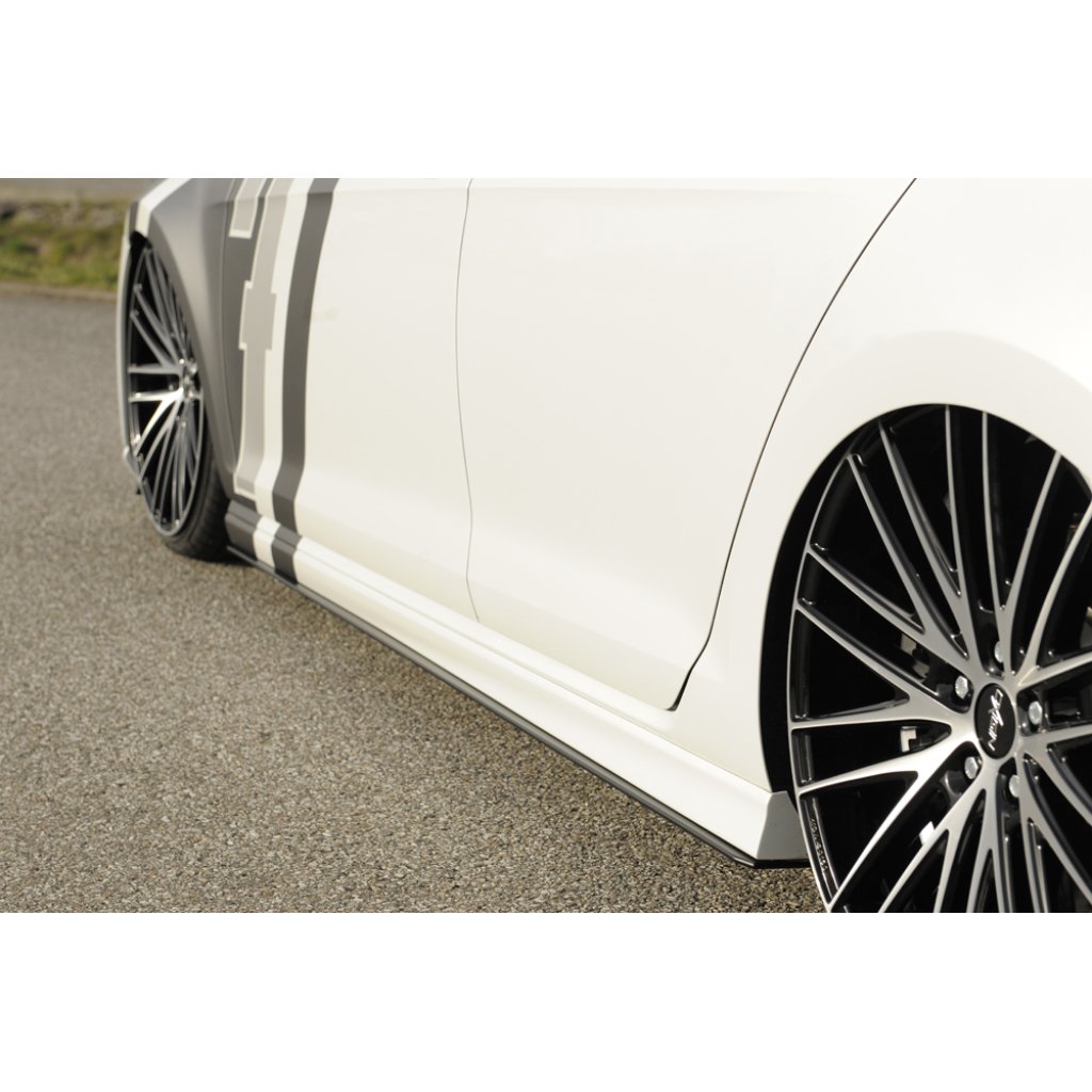 Rieger spoiler pod boční práh mont. strana levá pro Volkswagen Golf 7 vč. GTD, R 3-dvéř., 5-dvéř. před faceliftem, r.v. 06/13-12/16, 10/12-12/16, 12/13-12/16, plast ABS bez povrchové úpravy