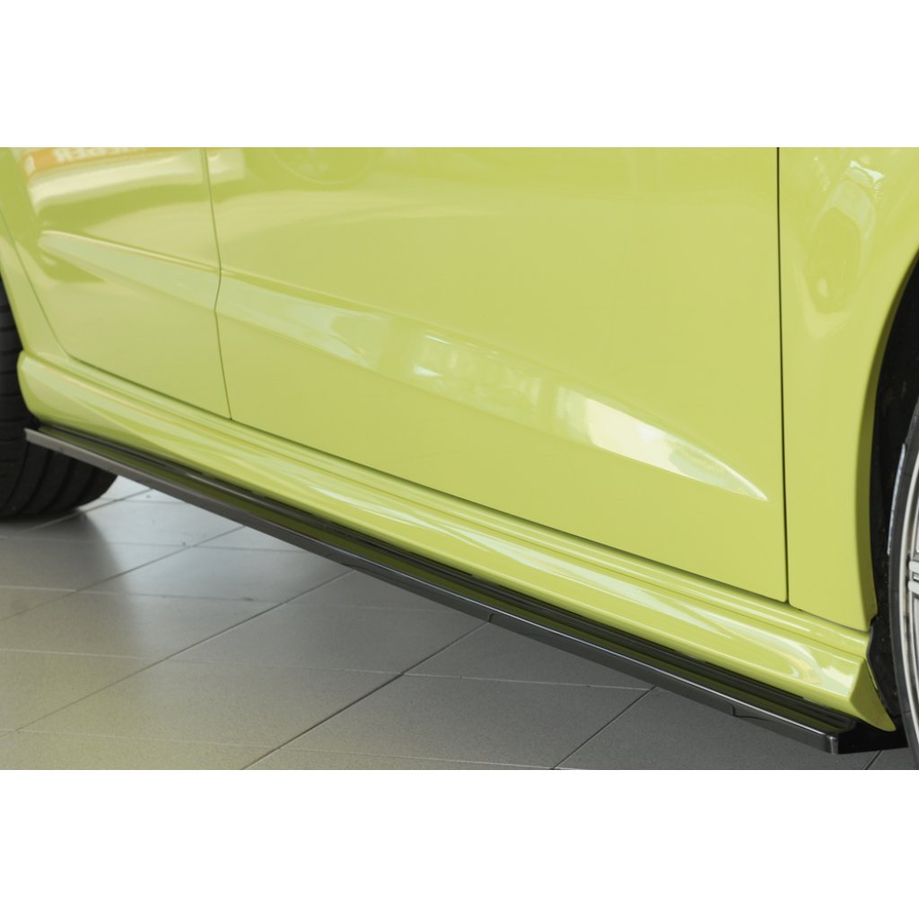 Rieger spoiler pod boční práh mont. strana pravá pro Audi A3 S3 8V 5-dvéř. (sportback 8VA) vč. faceliftu, 05/13-08/16, 09/16-, plast ABS lakovaný do černé lesklé barvy