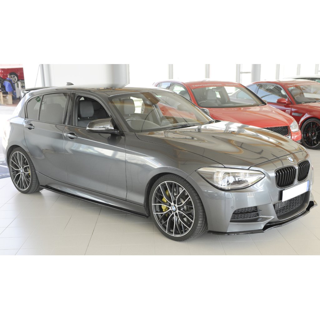 Rieger spoiler pod boční práh mont. strana pravá pro BMW řada 1 F20 sedan / 4-dvéř. vč. faceliftu, 05/2015-, 09/11-03/2015, plast ABS lakovaný do černé lesklé barvy