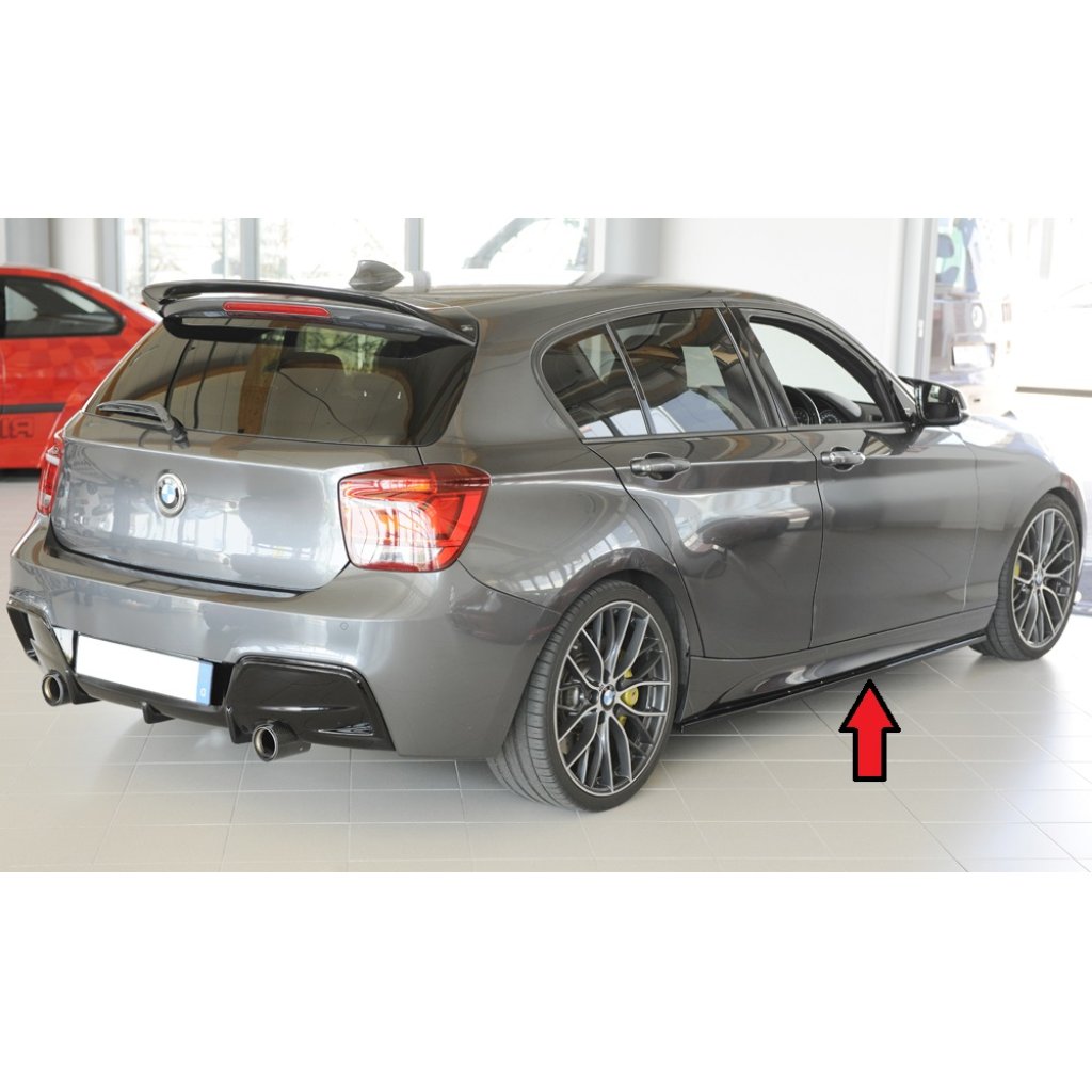 Rieger spoiler pod boční práh mont. strana pravá pro BMW řada 1 F20 sedan / 4-dvéř. vč. faceliftu, 05/2015-, 09/11-03/2015, plast ABS lakovaný do černé lesklé barvy