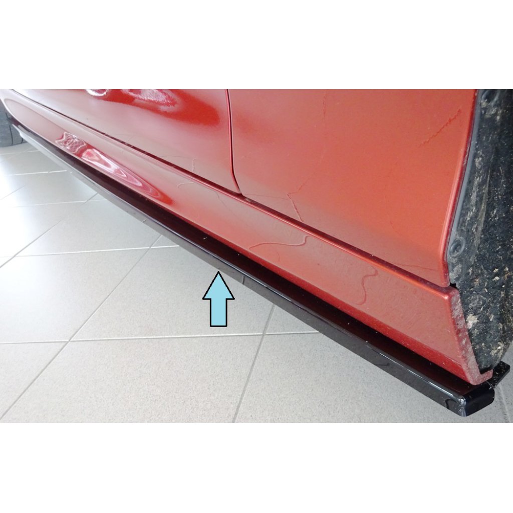 Rieger spoiler pod boční práh mont. strana pravá pro BMW řada 1 F21 sedan / 2-dvéř., 09/12-03/2015, plast ABS lakovaný do černé lesklé barvy