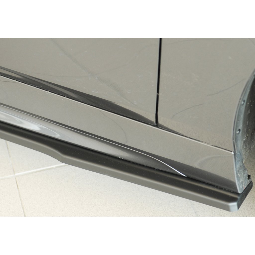 Rieger spoiler pod boční práh mont. strana pravá pro BMW řada 1 F40 hatchback / 4-dr., r.v. 07/19-, plast ABS bez povrchové úpravy
