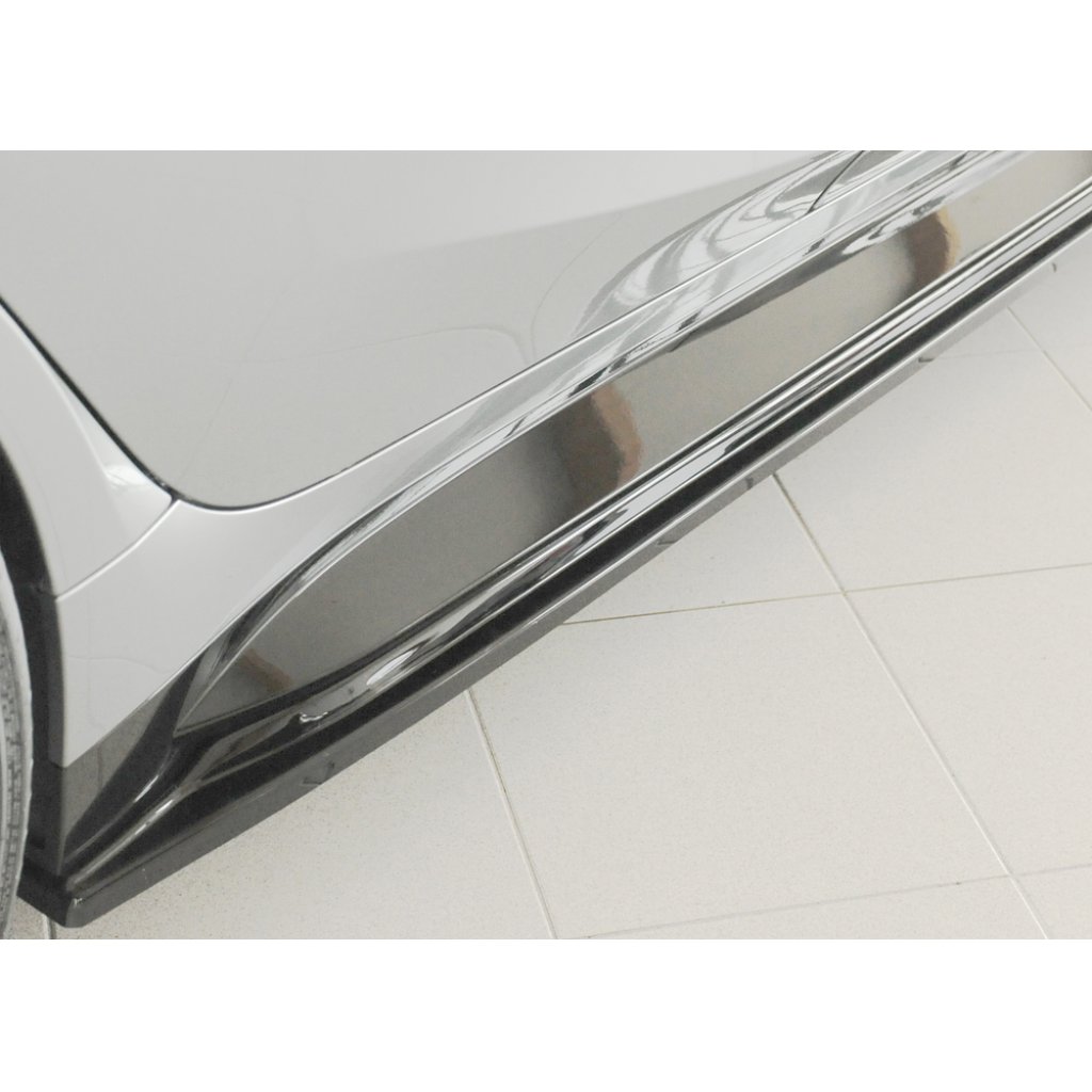 Rieger spoiler pod boční práh mont. strana pravá pro BMW Řada 3 G80 M3 CS G34MKS sedan, 01/23-, plast ABS lakovaný do černé lesklé barvy