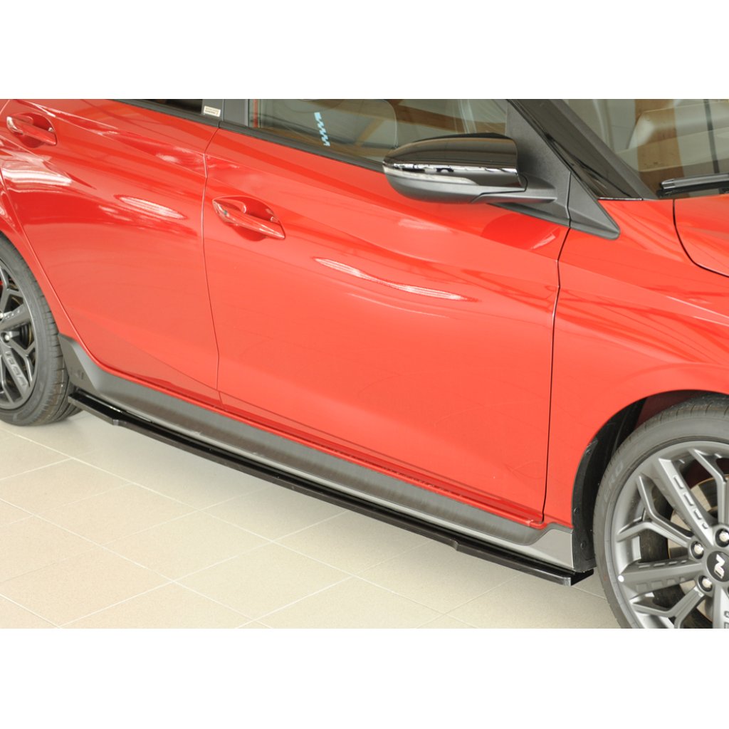 Rieger spoiler pod boční práh mont. strana pravá pro Hyundai i20 N-Performance BC3 5-dvéř. (hatchback), 04/21-, plast ABS lakovaný do černé lesklé barvy