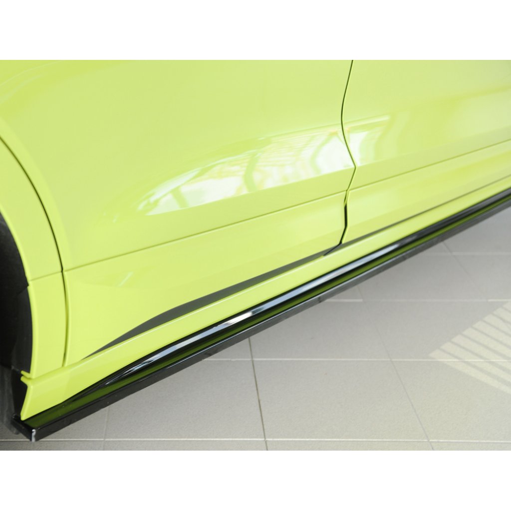 Rieger spoiler pod boční práh mont. strana pravá pro Škoda Enyaq iV RS SUV (5AZ), 07/21-, plast ABS lakovaný do černé lesklé barvy