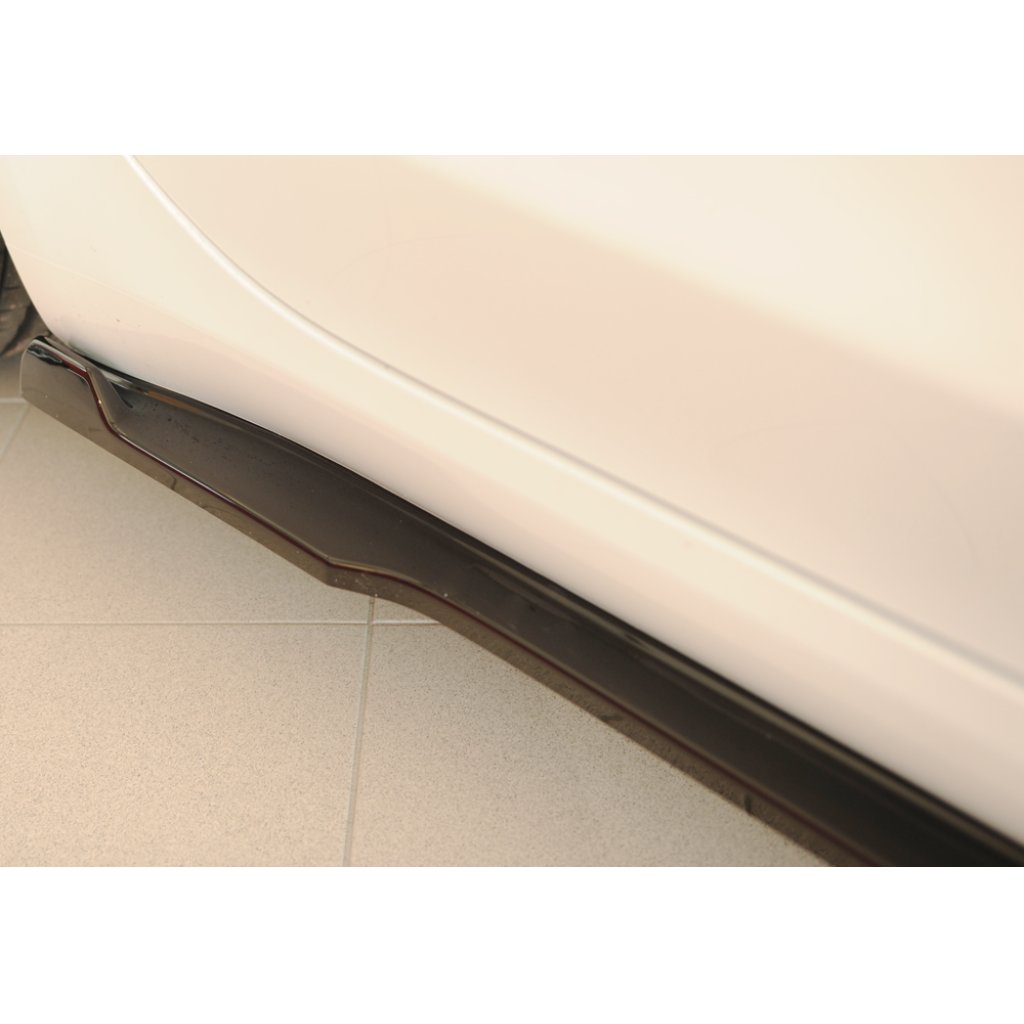 Rieger spoiler pod boční práh mont. strana pravá pro Tesla Model 3 003, 06/18-, plast ABS lakovaný do černé lesklé barvy