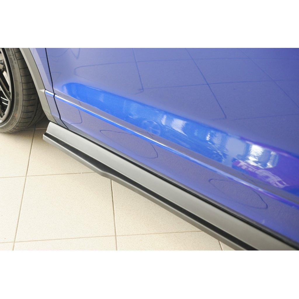 Rieger spoiler pod boční práh mont. strana pravá pro Volkswagen T-roc R A1 5-dvéř., r.v. 01/22-, plast ABS bez povrchové úpravy