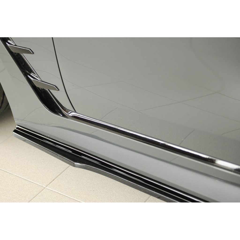 Rieger spoiler pod boční práh mont. strana pro BMW i4 G26 G4C gran coupe (5-dvéř.), 11/21-, plast ABS lakovaný do černé lesklé barvy, levá strana