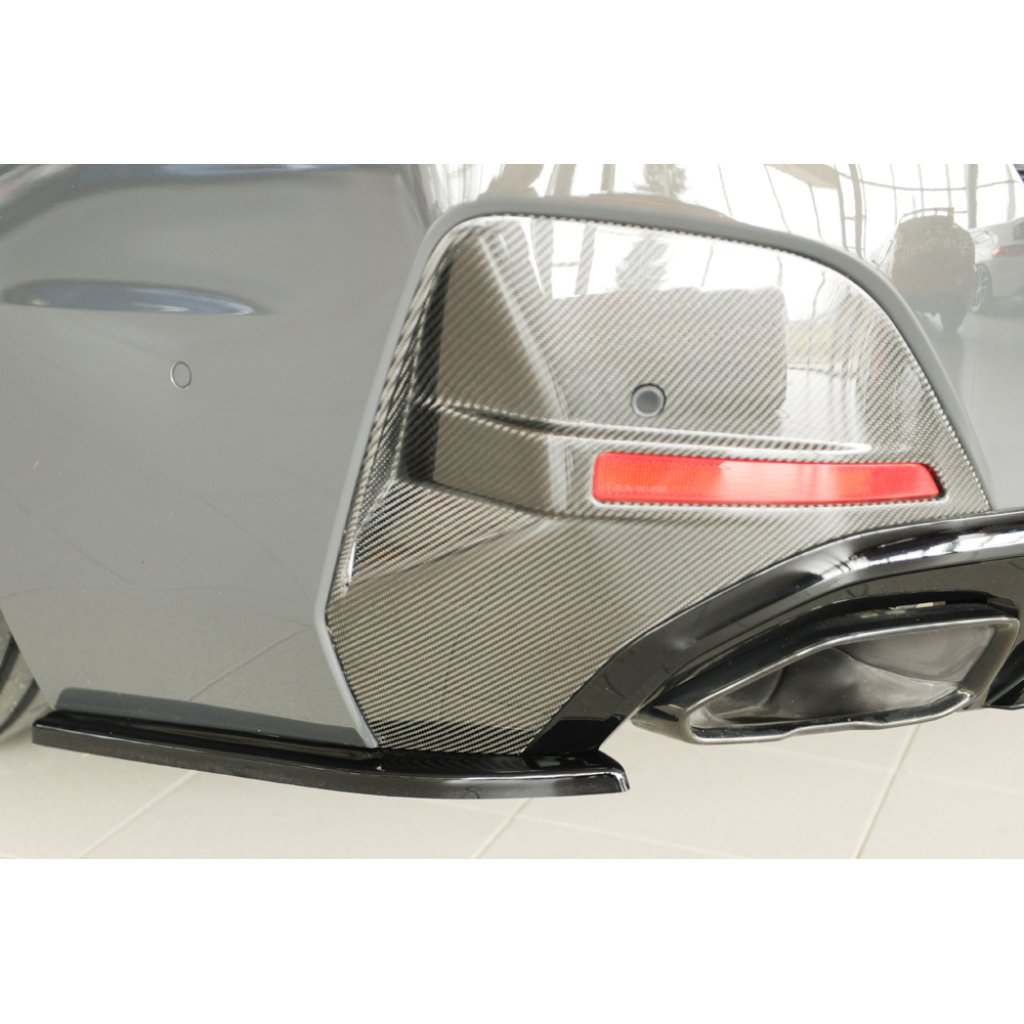 Rieger spoiler pod zadní nárazník na levé straně pro BMW i4 G26 G4C gran coupe (5-dvéř.) r.v. 11/21-, plast ABS lakovaný do černé lesklé barvy