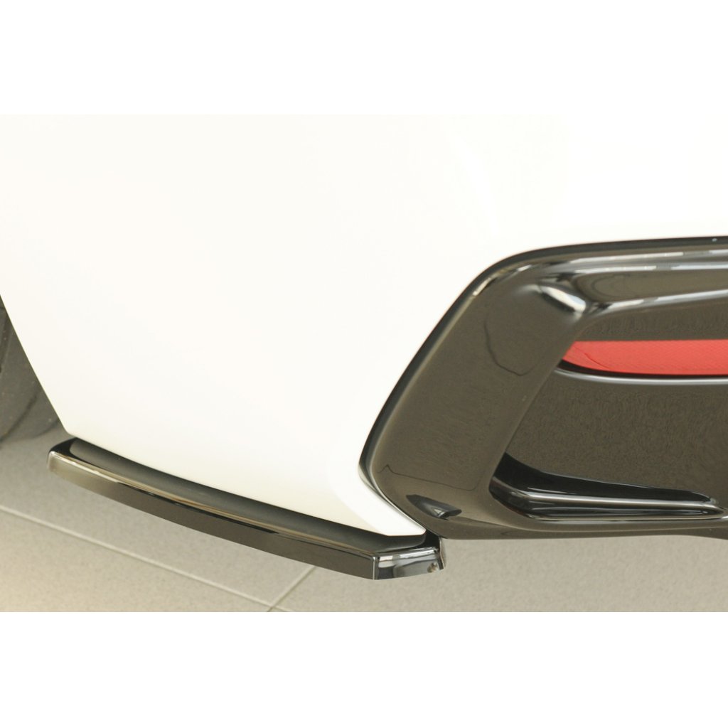 Rieger spoiler pod zadní nárazník na levé straně pro BMW řada 1 F21 sedan / 2-dvéř. r.v. 05/2015-, plast ABS lakovaný do černé lesklé barvy