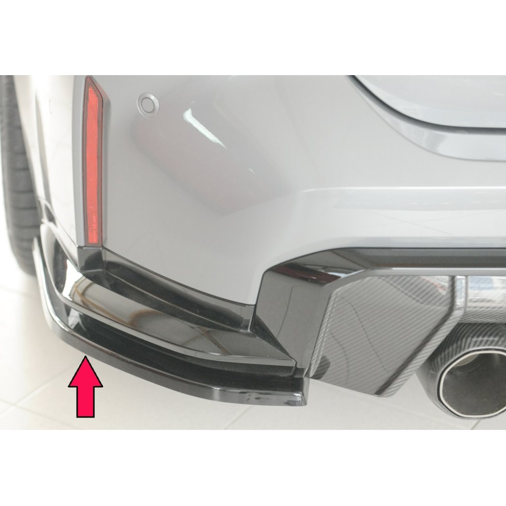 Rieger spoiler pod zadní nárazník na levé straně pro BMW Řada 3 G80 M3 CS G34MKS sedan r.v. 01/23-, plast ABS lakovaný do černé lesklé barvy