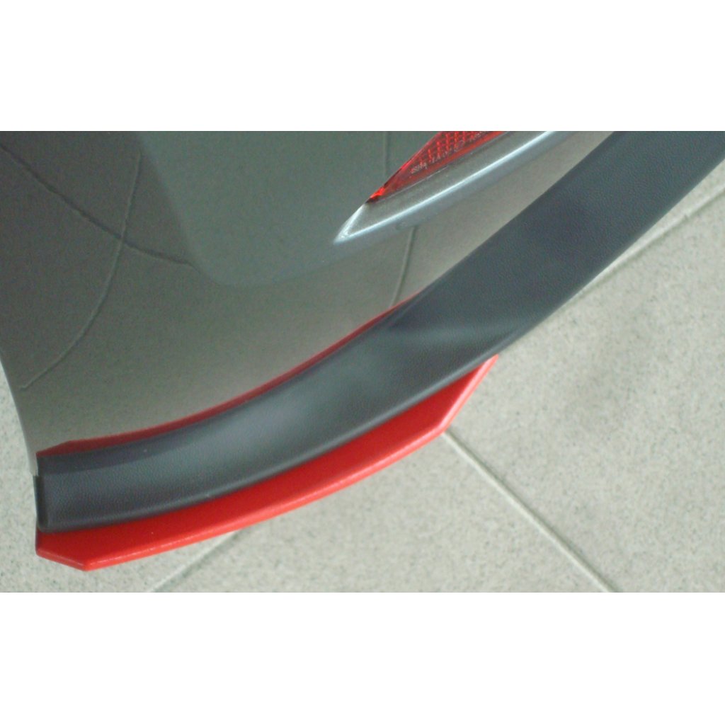 Rieger spoiler pod zadní nárazník na levé straně pro Volkswagen Golf 7 GTD, GTE, GTI 3-dvéř., 5-dvéř. po faceliftu r.v. 02/17-, plast ABS bez povrchové úpravy