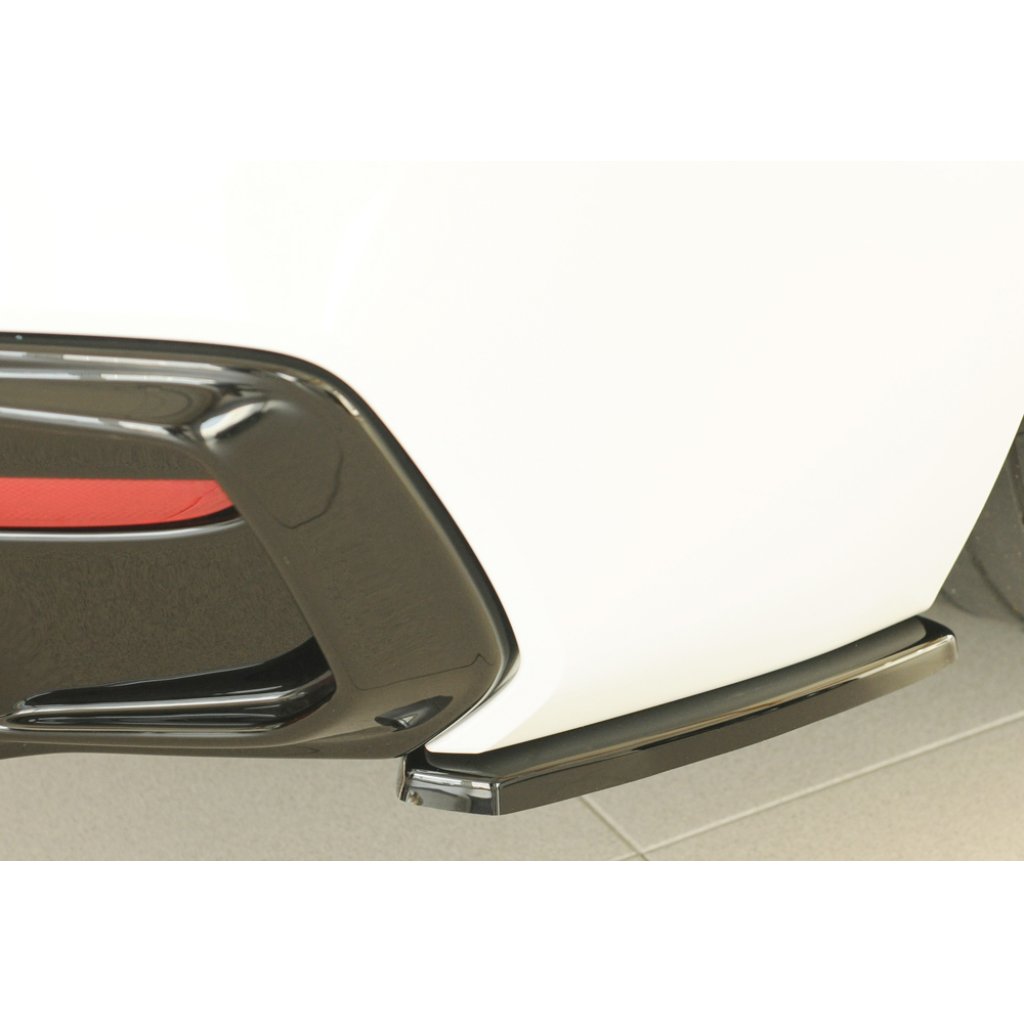 Rieger spoiler pod zadní nárazník na pravé straně pro BMW řada 1 F21 sedan / 2-dvéř. r.v. 05/2015-, plast ABS lakovaný do černé lesklé barvy