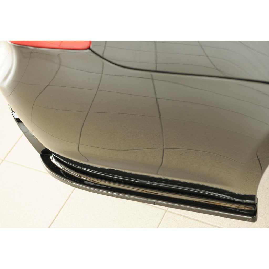 Rieger spoiler pod zadní nárazník na pravé straně pro BMW řada 3 E91 touring r.v. 09/08-, plast ABS lakovaný do černé lesklé barvy