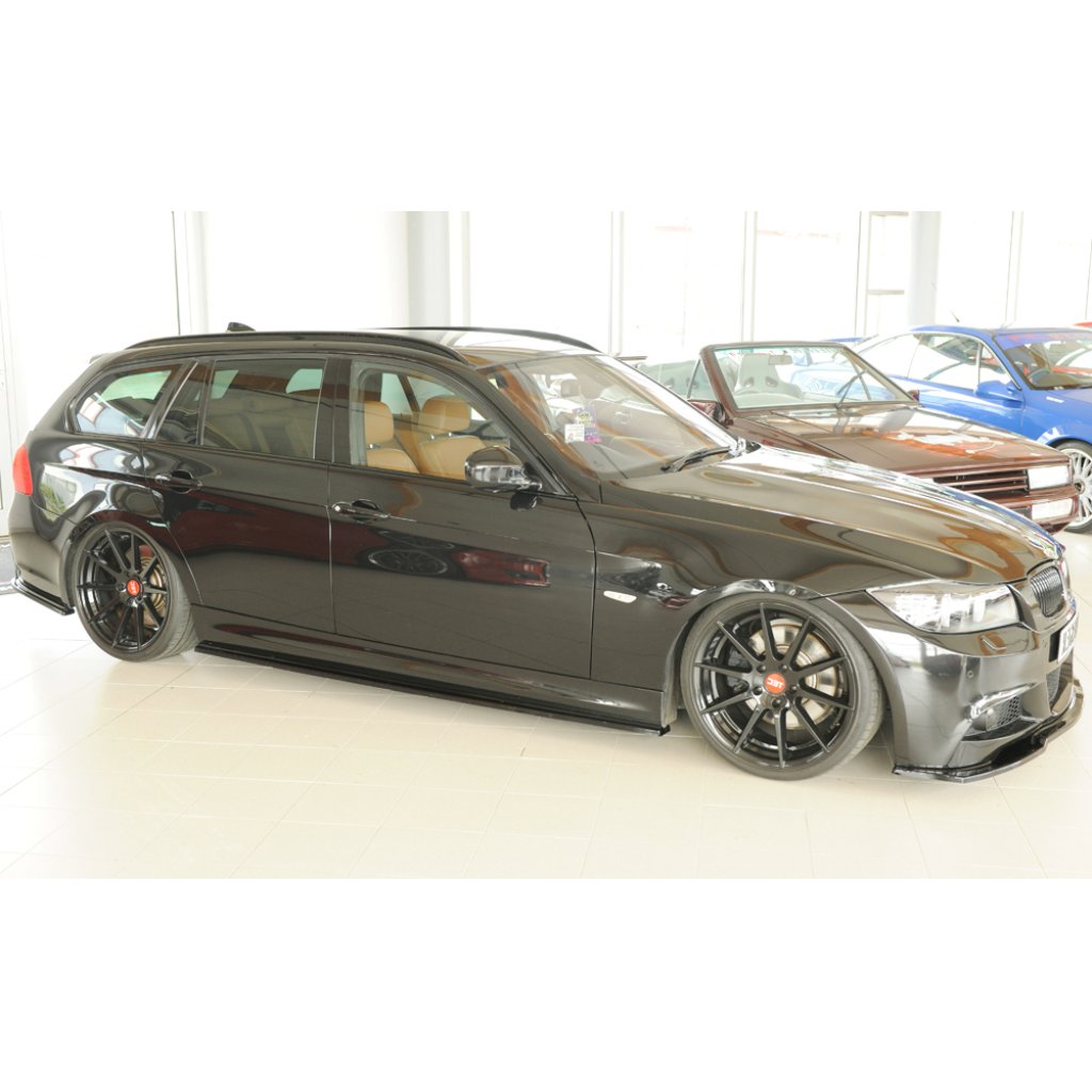 Rieger spoiler pod zadní nárazník na pravé straně pro BMW řada 3 E91 touring r.v. 09/08-, plast ABS lakovaný do černé lesklé barvy