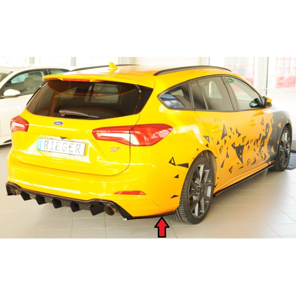 Rieger spoiler pod zadní nárazník na pravé straně pro Ford Focus 4 DEH 5-dvéř. (combi) r.v. 09/18-, plast ABS lakovaný do černé lesklé barvy