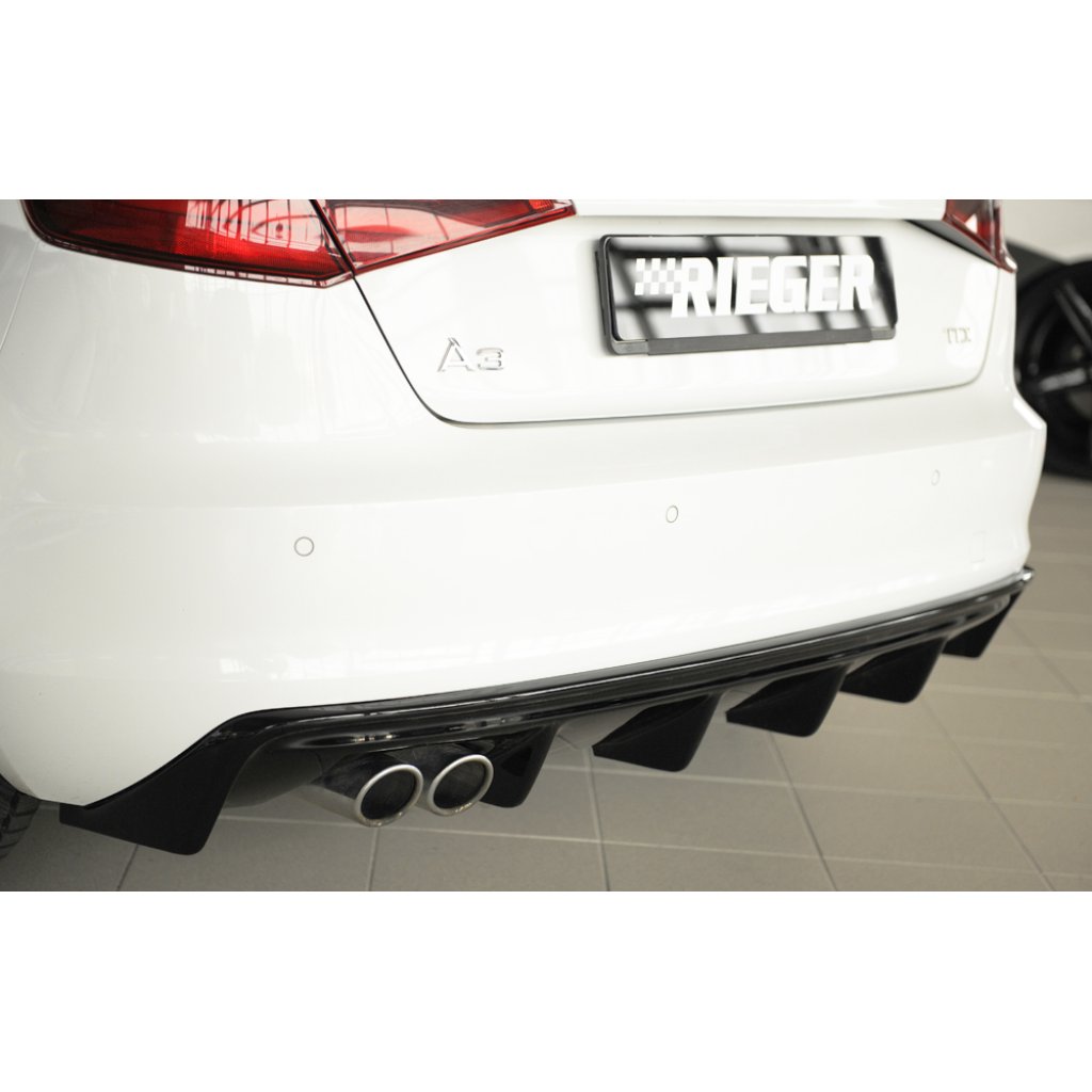 Rieger vložka zadního nárazníku (GBL56786) pro Audi A3 8V 3-dvéř. (hatchback 8V1), 5-dvéř. (sportback 8VA) před faceliftem, plast ABS lakovaný do černé lesklé barvy